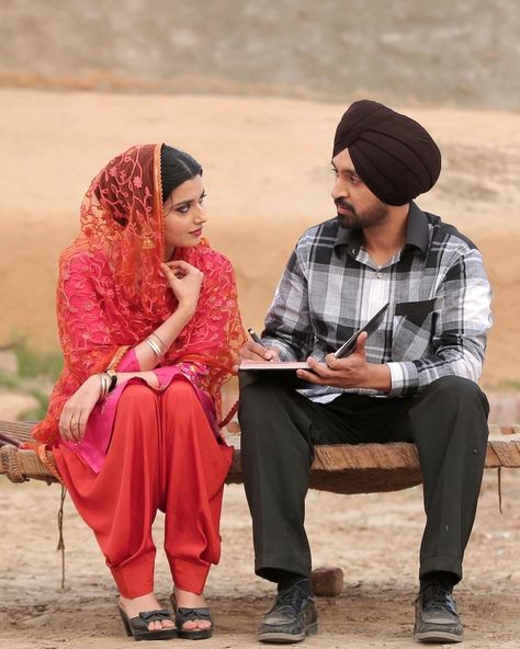 Couple Pic Hd, Indian Army Special Forces, Instagram Black Theme, Nimrat Khaira, New Hd Pic, Best Couple Pictures, Punjabi Couple, New Photos Hd, Diljit Dosanjh