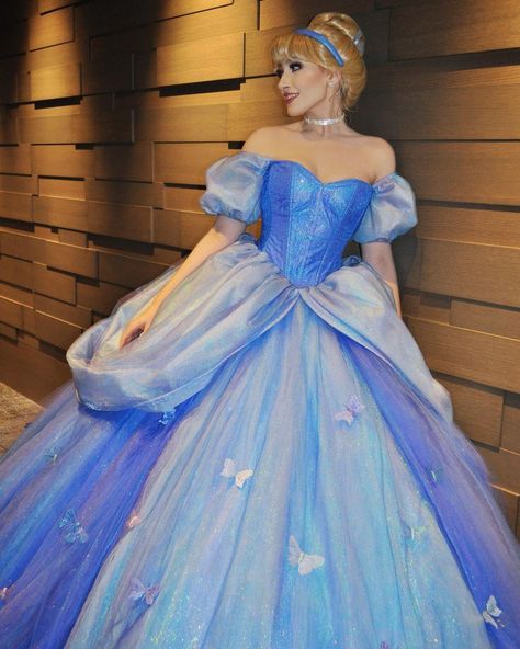 Chelsey Gentry (@chelsey_gentry) posted on Instagram: “When we decided to make a Cinderella dress I knew I wanted to make one that was a mix of both the animated and live action dresses!🦋…” • Sep 7, 2021 at 5:18pm UTC Cinderella Inspired Dress, Cinderella Cosplay, Disney Princess Cosplay, Cinderella Dress, Latex Lady, Disney Live, Cinderella Disney, Cinderella Wedding, Princess Cosplay