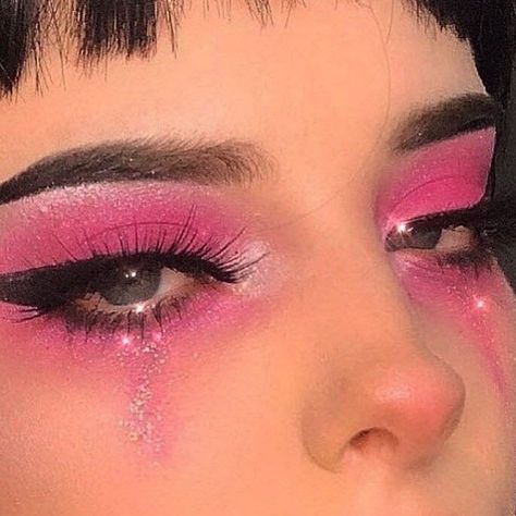 Pink Makeup, Eye Makeup, Makeup, Hair, Pink, On Instagram, Instagram, Black, Make Up