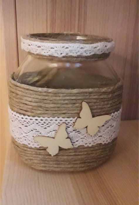 Takken Decor, Dekoratívne Vence, Burlap Mason Jars, Diy Glass Bottle Crafts, Shell Crafts Diy, Rope Crafts Diy, Diy Jar Crafts, Wine Bottle Diy Crafts, Burlap Crafts