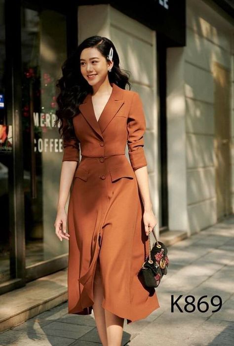 Tea Length Dress, Elegant Outfit Classy, Modest Dresses Casual, Woman Suit Fashion, Korean Fashion Dress, Classy Work Outfits, Outfit Trends, Tea Length Dresses, Fashion Dresses Casual