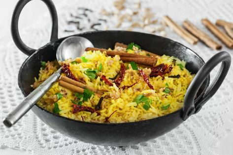 Indian Sweet Rice Recipe, Pilau Rice, Spiced Beef, Sweet Chicken, Seasoning Recipe, Butter Chicken Recipe, Bbc Food, Vegetable Curry, Indian Dishes