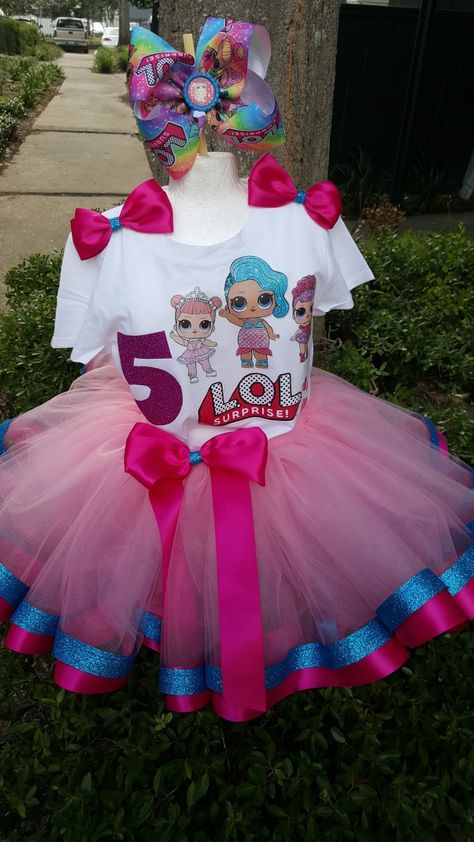 L.o.l Party Ideas, Lol Birthday Outfits, Lol Doll Birthday Outfit, Lol Party Decorations, Lol Doll Birthday Party Ideas, Lol Surprise Dolls Party Ideas, Diy Tutus, Suprise Birthday, Lol Doll Cake