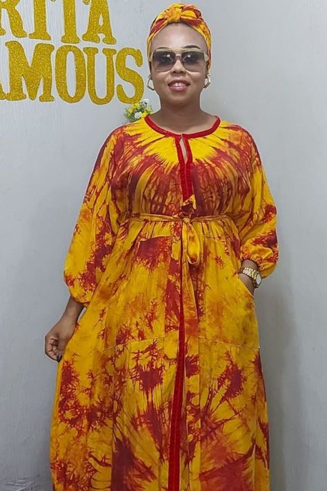 Hello lovely Divas,welcome to another ankara fashion blog post, today we would be showing you Latest, Slaying and Gorgeous Ankara BouBou Styles. To see more, please visit our page. Boubou Styles For Ladies, Ankara Boubou Styles, Chitenge Patterns, Latest Kaftan Designs, Ankara Boubou, Ankara Fashion Styles, Boubou Styles, Bubu Gown, Styles Ankara