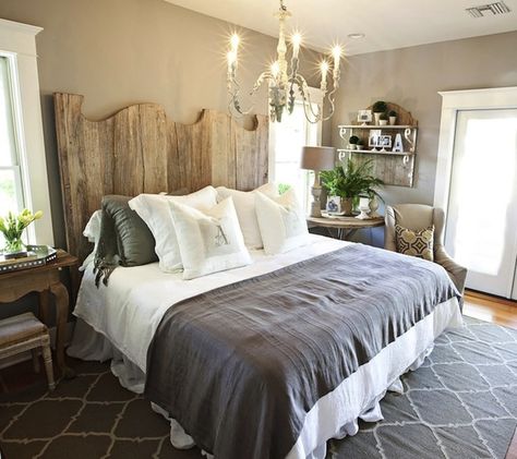 rustic chic bedroom. The light is hung way too low, in fact the light HAS to GO! but i do Love the bed, the linens and such. Pretty neat space but would like it more rustic modern and not as country chic. Rustic Chic Bedroom, Creative Headboard, Taupe Walls, Cottage Bedroom, Chic Heels, Dreamy Bedrooms, Rustic Bedroom, Beautiful Bedrooms, My New Room