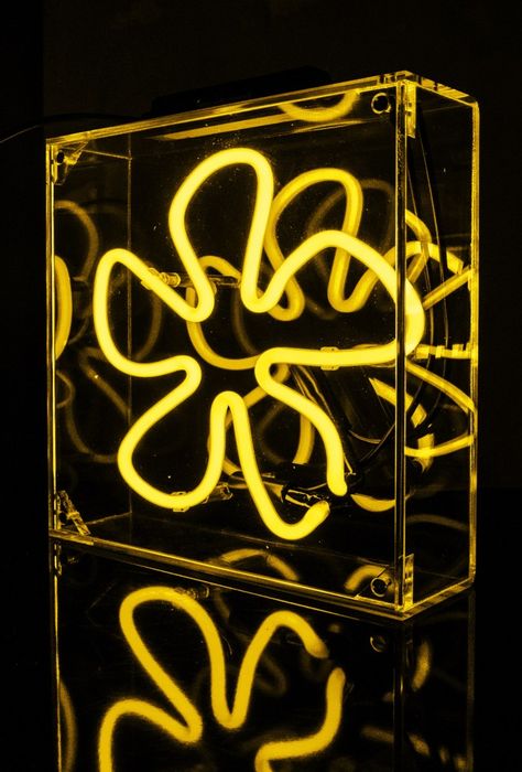 Neon Flower (Yellow) - Kemp London - Bespoke neon signs, prop hire, large format printing Event Neon Sign, Neon Sculpture Art, Led Light Box Sign, Yellow Neon Sign, Neon Sculpture, Mood Board Interior, Light Box Sign, Logo Flower, Led Art