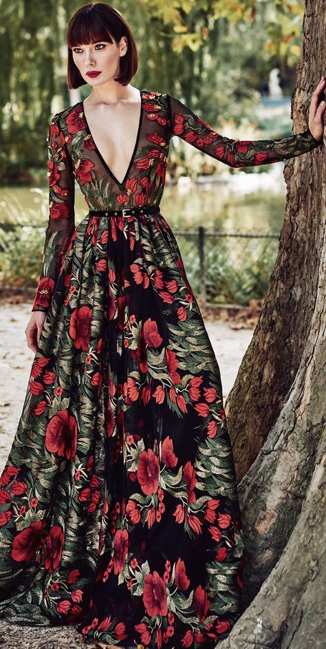 Luxury Baroque Print Dresses For Spring, Luxury Evening Dress With Baroque Print, Vintage Baroque Formal Dresses, Elegant Spring Dress With Baroque Print, Fancy Floral Dress, Floral Dress Catwalk, Dark Floral Dress, Lakme Fashion Week, Dark Floral