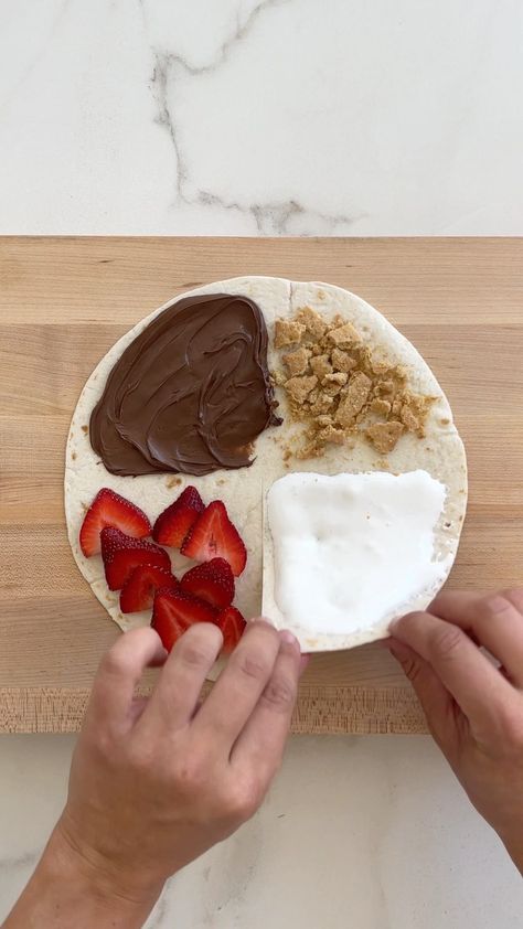 Nutella And Strawberries, Tortilla Wrap Hack, Tortilla Dessert, Strawberry Nutella, Tortilla Wrap, Just A Taste, Tortilla Wraps, Marshmallow Fluff, S'mores