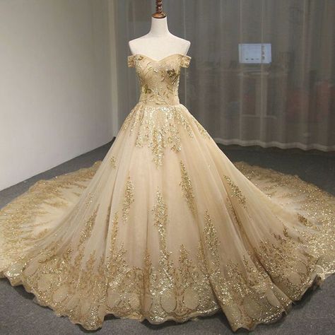 Debut Dress Ideas, Ball Gowns Princess Fairytale, Weddig Dress, Debut Dress, Gold Wedding Dresses, Bridesmaid Gown Elegant, Devil King, Shoulder Embroidery, Debut Dresses