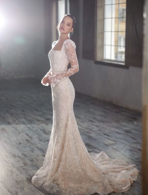 Amanda Asad Wedding, Wedding Dresses Long Sleeve Modest, Long Sleeve Mermaid Wedding Dress Modest, Vintage Modest Wedding Dresses, Lace Bodycon Wedding Dress, Long Sleeve Elegant Wedding Dress, Long Sleeve Tight Wedding Dress, Vintage Lace Wedding Dress With Sleeves, Modest Wedding Gowns With Sleeves