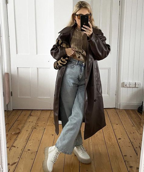 Brown Leather Coat Outfit Women, Celana Kargo, Suede Outfit, Retro Coat, Long Coat Women, Pu Leather Jacket, Leather Jacket Outfits, Maxi Coat, Leather Trench Coat