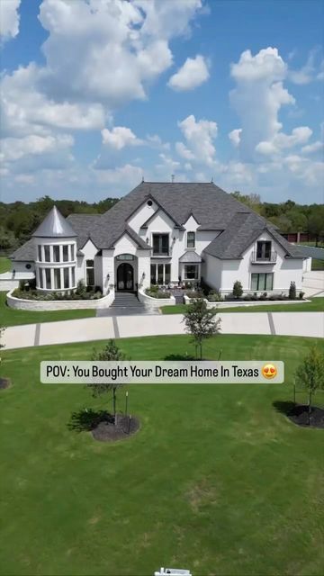 Houston Texas Homes, Houses In Texas, Luxurious Castle, Appartement New York, House In Texas, Bryan Texas, Dallas Homes, Texas House Plans, Moving To Dallas