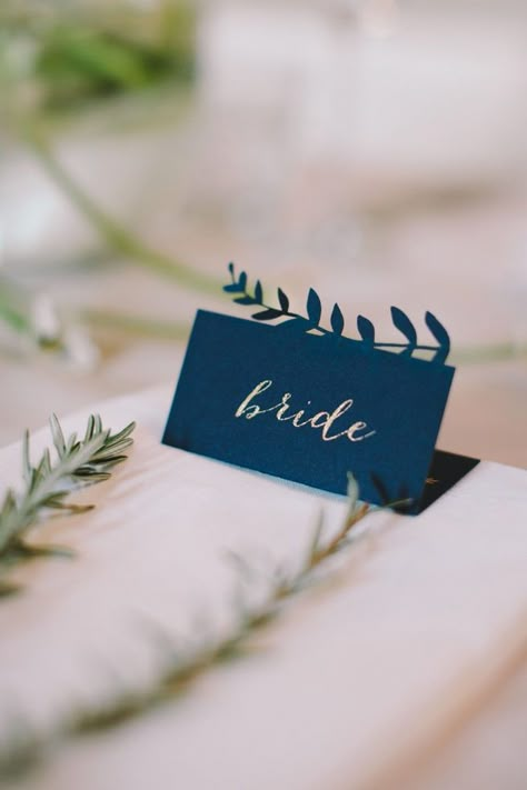 Table Tags Ideas, Cricut Place Cards, Blue And Greenery Wedding, 2022 Wedding Trends, Navy Gold Wedding, Wedding Ideas Colors, Greenery Wedding Ideas, Popular Wedding Colors, Blue Bride