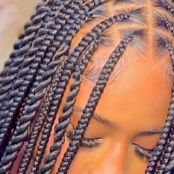 BRAIDER💗 on Instagram: "NEW STYLE UNLOCKED 🔥 •Hybrid Braid Ate Ts Up👏🏾🩷 Bookings Available @golden.touch_tt Model @arilabaddie 🫶🏾 Requirements 5 packs TZ braid & red one Jam . . #trend #branding #hairstyle #knotlessbraids" Noteless Braids Styling Ideas, Hybrid Braids, Bookings Available, Cute Box Braids, Twist Braid, Girl Hairstyle, Cute Box Braids Hairstyles, Twist Braid Hairstyles, Girl Braids