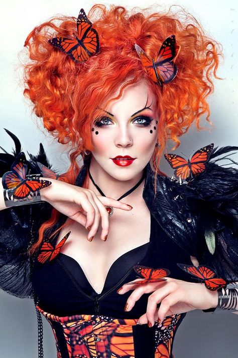 Costume Carnaval, Drag Make-up, Butterfly Costume, Photographie Portrait Inspiration, Fantasias Halloween, Fantasy Makeup, Halloween Make, Costume Makeup, Moon Design