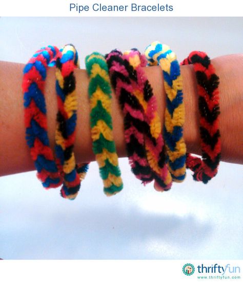 You can make colorful bracelets out of pipe cleaners by braiding them. Make for team colors, holidays, or friendship bracelets. Pipe Cleaner Bracelets, Pipe Cleaner Art, Room Crafts, Diy Paper Art, Kids Camping, Bookmark Ideas, Wellness Coaching, Pipe Cleaner Crafts, Pipe Cleaners