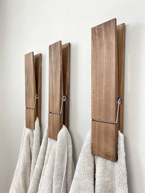 29 Unique Towel Rack Ideas to Elevate Your Bathroom Decor - placeideal.com Unique Towel Racks For Bathroom, Bathroom Towel Holder Ideas, Towel Rack Ideas, Farmhouse Towel Rack, Weathered Oak Stain, Burled Wood Furniture, Bathroom Towel Holder, Boho Bedroom Ideas Hippie, Towel Holder Bathroom