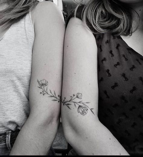 Small Tattoos With Best Friend, Best Friend Flower Tattoo, Small Tattoo Ideas Best Friends, Tattoo For 2 Best Friends, Best Friend Floral Tattoos, Matching Birthday Tattoos, Best Friend Meaningful Tattoos, Non Matching Best Friend Tattoos, Small Bestfriend Tattoos