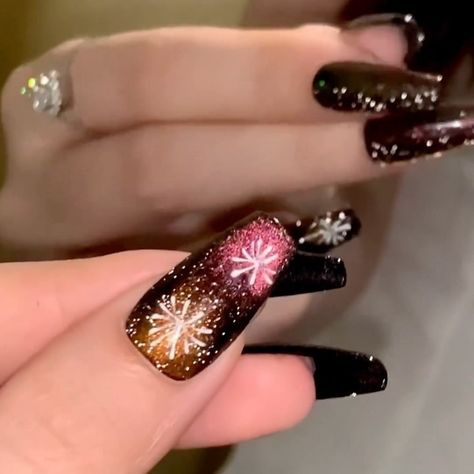 ✨ Spark up the night with my cat-eye nails that shift colors like a prism under the lights. Each one is a burst of fireworks right at your fingertips. Ready to dazzle? 💥🌟 #presson #pressons #pressonnail #pressonnails #falsenails #virtuvogue #virtuvoguenails #fireworks #cateyenails #catseyenails #longnails #sparklingnails #glitternails #coffinnails #ballerinanails Firework Nail Art, Vogue Nails, Ballerina Coffin, Firework Nails, Nail Collection, November Nails, Spark Up, Work Nails, Cat Eye Nails