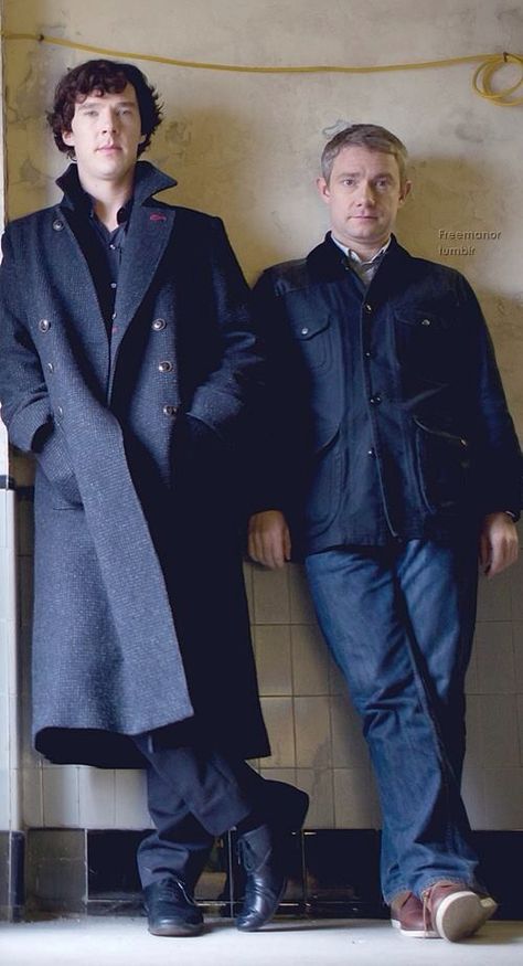 Sherlock Holmes (Benedict Cumberbatch) and John Watson (Martin Freeman) - one of my favorite pictures of the boys. John Lock, Lara Pulver, Sherlock Holmes Benedict, Amanda Abbington, Sherlock Holmes 3, Sherlock Cumberbatch, Mycroft Holmes, Rupert Graves, Sherlock Holmes Benedict Cumberbatch