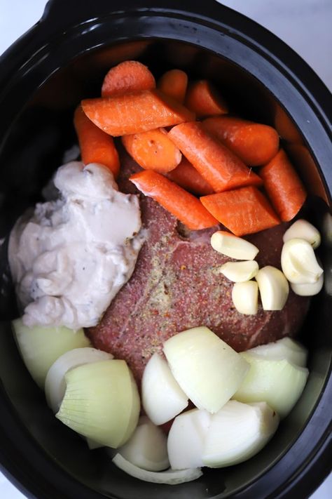 The Best Rump Roast in the Crock pot {Homemade Gravy Recipe} | The Carefree Kitchen Rump Roast Crock Pot Recipes, Crockpot Rump Roast, Delicious Pot Roast, Homemade Gravy Recipe, Slow Cooker Pot Roast Recipes, Rump Roast, Crockpot Roast Recipes, Slow Cooker Pot Roast, Pot Roast Crock Pot Recipes