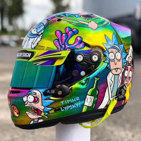 Helmet Custom Design, Kart Helmet Design, Helmet Design Paint, Helmet Design Ideas, Painted Bike Helmet, Motor Bike Helmet, Hd 883 Iron, Custom Bike Helmets, Custom Helmet Paint