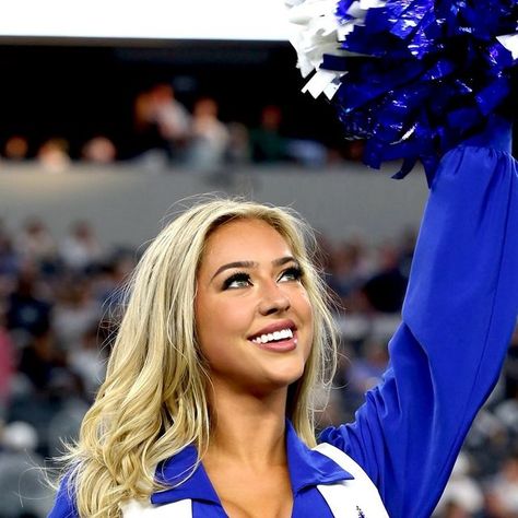 Dani McGinnis on Instagram: "Ready for a GIANT win⭐️ #NYGvDAL" Dani Mcginnis, Dcc Cheerleaders, Cheerleading, On Instagram, Quick Saves, Instagram