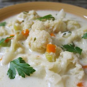 Best Cauliflower Soup, Cauliflower Soup Recipe, Diet App, Hearty Vegetable Soup, Cauliflower Soup Recipes, Creamy Potato Soup, Keto Diet App, Diet Apps, Chili Soup