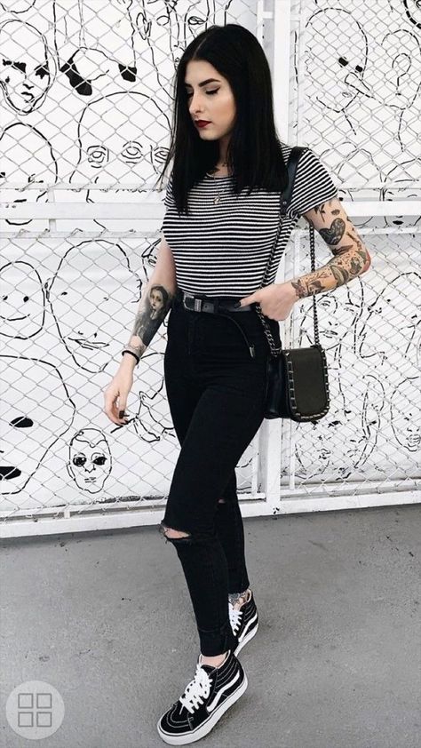 4d6e4749289c4ec58c0063a90deb3964desc51674549ri Alt Office Casual, Black And White Striped Shirt Outfit Alt, Alternative Fashion Capsule Wardrobe, Grunge Goth Fashion, Gothic Business Casual Plus Size, Rocker Summer Outfits, Alt Casual Outfits, Simple Alternative Outfits, Summer Alternative Outfits