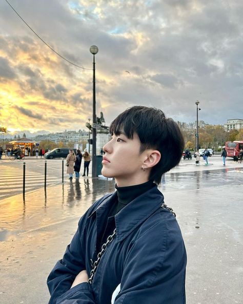 [#HOSHI 📸 Instagram] 231114 ho5hi_kwon ➸ 💙 #호시 #SEVENTEEN #세븐틴 @pledis_17 Hoshi Svt, Seventeen Leader, Seventeen Instagram, Korean Picture, Won Woo, Seventeen Going Seventeen, Facing The Sun, Going Seventeen, Seventeen Debut