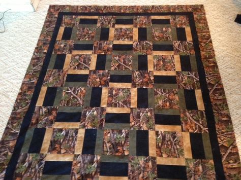 camo quilt patterns | of the camo quilt that I took advice from this board on the pattern ... Camo Quilt Patterns, Camo Quilts Ideas, Hunting Quilt Patterns, Camp Quilt, Quilt Pattern Ideas, Crown Royal Quilt, Camo Quilt, Deer Quilt, Wildlife Quilts