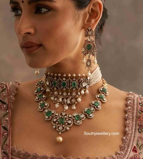 Polki Victorian Choker, Victorian Polki Necklace, Victorian Earrings Indian, Emerald Choker Indian, Victorian Polki Jewellery, Emerald Jewelry Necklace, Jewelry Accessories Aesthetic, Jewelry Tattoo Designs, Aesthetics Jewelry