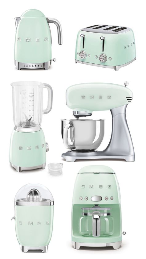 Pastel Kitchen Appliances, Aesthetic Gadget, Smeg Aesthetic, Cool Kitchen Appliances, Light Green Kitchen, Cooking Items, Smeg Appliances, Deco Accessories, Pastel Kitchen