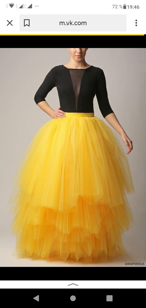 Skirt Puffy, Puffy Tulle Skirt, Long Tutu, Skirt Tulle, Full Tulle Skirt, Skirt Outfits Fall, Tulle Maxi Skirt, Princess Skirt, Diy Skirt