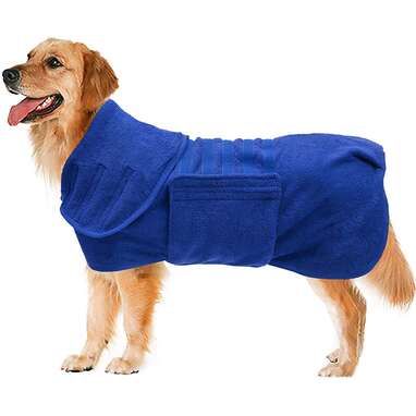 The Best Dog Bathrobe Towels For Drying Off - DodoWell - The Dodo Bandana Diy, Cat Bath, After Bath, Dog Bath, Dog Bag, Blue Towels, Dog Jacket, Dog Bandana, Pet Dog