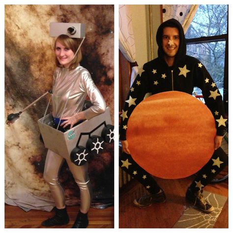 Planet Mars and Curiosity Rover Fun Brownies, Celestial Halloween, Halloween Diy Costume, Shannon Stewart, Mars Project, Camping Gift Ideas, Couples Costumes Creative, Mars Planet, Curiosity Rover