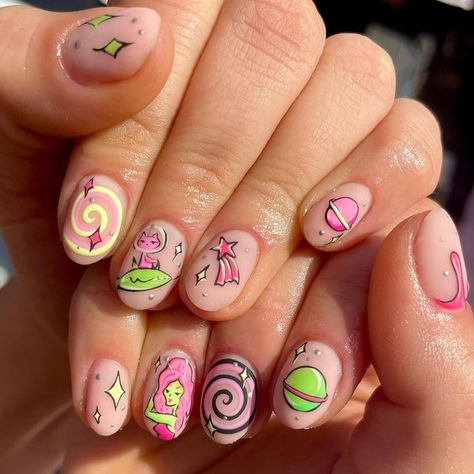 Freya-Poppy - Nail Artist 🍭 on Instagram: "First set back and I’m loving how these lil ones turned out for my client who’s an alien for Halloween 👽👾 inspo from Pinterest artists ✨ #nailsleeds #leedsnails #nailtechleeds #leedsnailtech #nailartleeds #leedsnailart #gelxleeds #leedsgelx #buildergelleeds #leedsbuildergel #gelextensionsleeds" Alien Nails, Alien Halloween, French Nail Art, Gel Extensions, Halloween Inspo, Finger Painting, Fire Nails, Artist On Instagram, Nail Artist