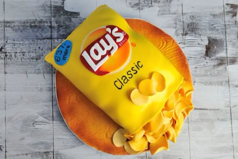 Lay's Potato Chips Cake Vegan Royal Icing, Lays Potato Chips, Lays Chips, Tiger Cake, Bottle Cake, Realistic Cakes, Buttercream Decorating, Fondant Flower Cake, 3d Cakes