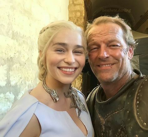 [ my filter ] Ser Jorah Mormont, Ser Jorah, Iain Glen, Game Of Thrones Cast, Targaryen Aesthetic, Gra O Tron, Game Of Thrones Art, Mary Shelley, Mother Of Dragons