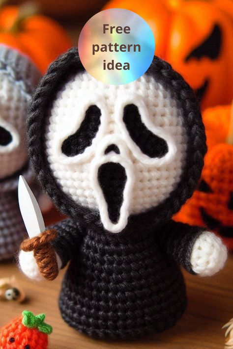 Create a spooky Amigurumi Ghostface Halloween figure with this crochet pattern, perfect for Halloween decor or as a gift for horror fans! Spooky Amigurumi, Crochet Gift Patterns Free, Halloween Sewing Projects, Halloween Figures, Halloween Sewing, Christmas Gift Baskets, Halloween Crochet, Craft Time, Amigurumi Free Pattern