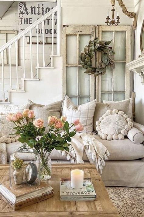 Small Living Room Ideas Boho Chic, Feminine Cottage Decor, Shabby Living Room Ideas, Shabby Chic Family Room, Cottage Family Room Ideas, Country Romance Living Room, Studio Cottage Interior, Spring Home Decor Ideas Living Rooms, Shabby Chic Farmhouse Living Room