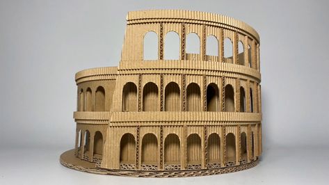 Architecture Models Cardboard, Diy Colosseum, Cardboard Structures Architecture, Minecraft Colosseum, Cardboard Architecture, Colosseum Drawing Architecture, Italian Crafts, Craft Architecture, Rome Colosseum