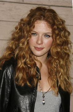 Image result for young rachelle lefevre Beautiful Natural Curly Hair, Rachelle Lefevre, I Love Redheads, Red Haired Beauty, Claire Danes, Ginger Girls, Jennifer Morrison, Redhead Beauty, Hair Crush