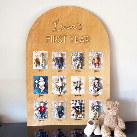 One Year Of You Photo Board Diy, One Year Photo Board Diy, My First Year Board Diy, First Birthday Party Picture Display, Diy First Birthday Board, One Year Monthly Picture Display, Diy First Birthday Photo Display, 1st Year Photo Display, My First Year Picture Display Diy