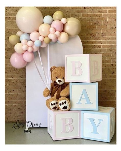 Melissa Caprino on Instagram: "Baby shower ideas🎁#babyshower #babyshowerideas #babyfashion #babyshowerdecor #decoration #decorando #teddy #balloons #party #partyideas #partyinspiration #partystyling #partyplanner #eventi #event #feste #igerspiemonte #igersvercelli"