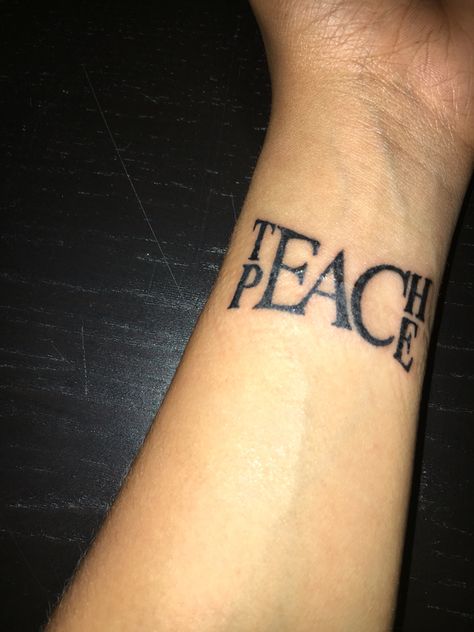 Teach peace tattoo Inner Peace Tattoo Ideas, Peace Tattoo Ideas, Tumblr Tattoos, Inner Peace Tattoo, Rasta Tattoo, Peace Tattoo, Peace Tattoos, Teach Peace, Remembrance Tattoos