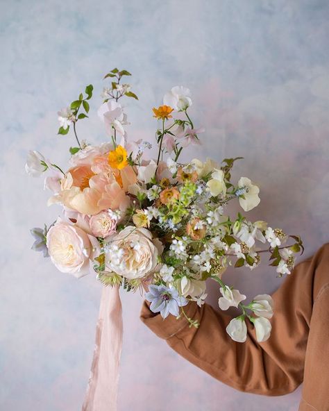 @aesmestudio shared a photo on Instagram: “A spring bouquet of pale pastels ~ peonies, sweet peas, roses, saponaria, geums & clematis. May 2018 . . . #aesmeweddings #bridalstyle��…” • Jan 9, 2021 at 8:13am UTC Disco Flowers, Flower Styling, A Bouquet Of Flowers, Sweet Peas, Floral Inspiration, Deco Floral, Bouquet Of Flowers, To Infinity And Beyond, Garden Inspired