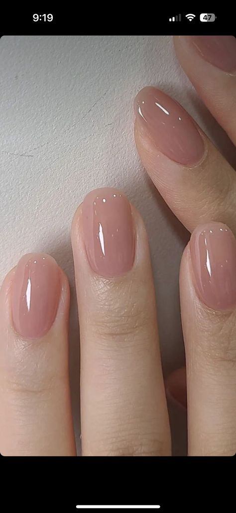 Short Nails Natural Classy, Short Classy Nails, Natural Nails Manicure, Bridesmaids Nails, Milky Nails, Subtle Nails, Pink Nail Polish, Nagel Inspo, Pink Nail