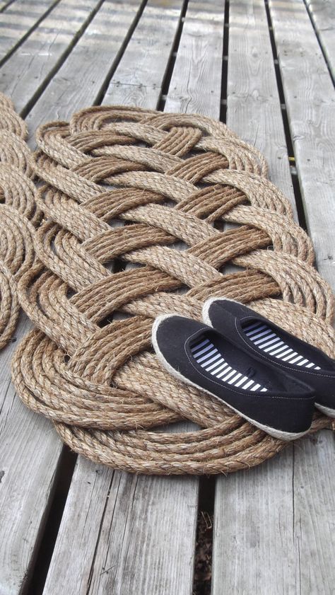 rope Decor Marin, Country Western Decor, Rope Rug, Rope Crafts, Nautical Design, Nautical Home, Style Deco, Door Mats, Western Decor