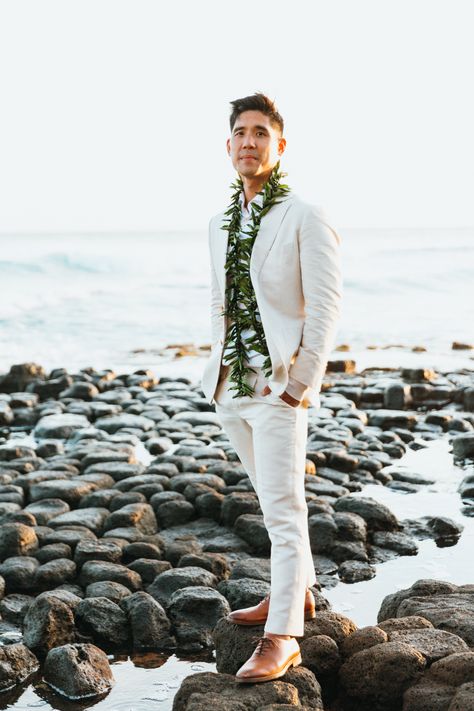 Hawaii Beach Wedding Groom Attire, Hawaii Wedding Groom Attire, Hawaii Wedding Suit, Beach Wedding Groom Attire Green, Hawaiian Wedding Groom Attire, Hawaii Groom Attire, Hawaii Groomsmen Attire, Hawaiian Groom Attire, Kauai Wedding Photography